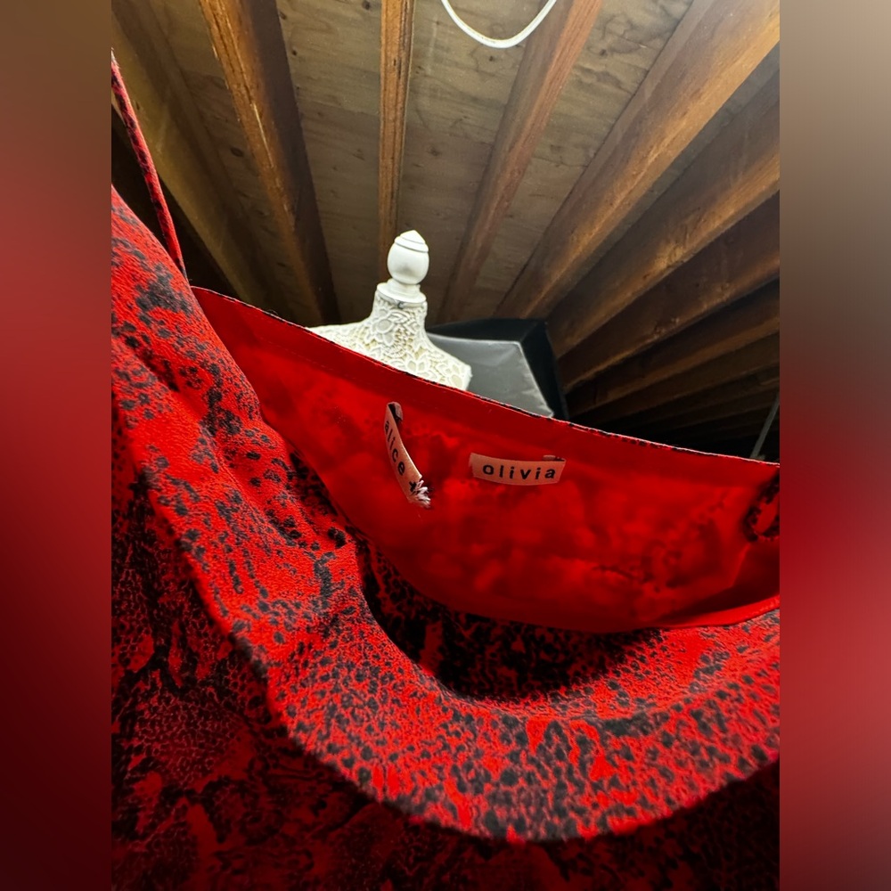 Alice + Olivia Red Snake Lace Spaghetti Strap Top - Picture 5 of 7
